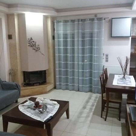 Museum Apartment Volos Exterior photo