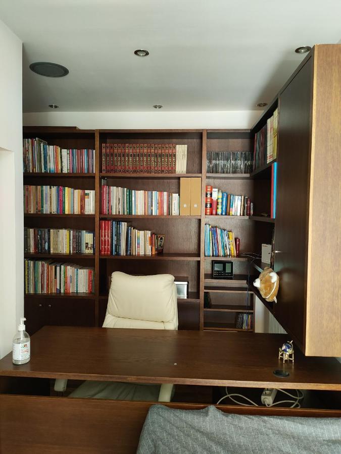 Museum Apartment Volos Exterior photo